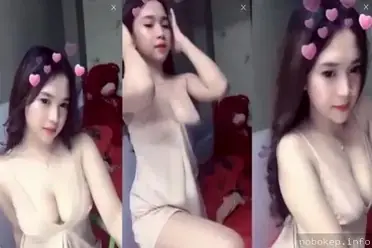 Chat Seksi Jarak Jauh Berubah Jadi Pertemuan Panas
