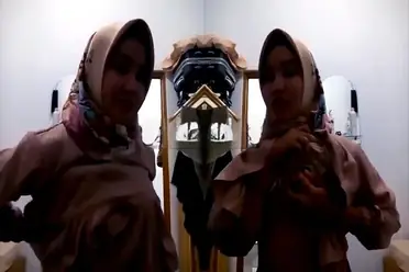 Pasangan Semok Genjot Kasur Nyaman Indo